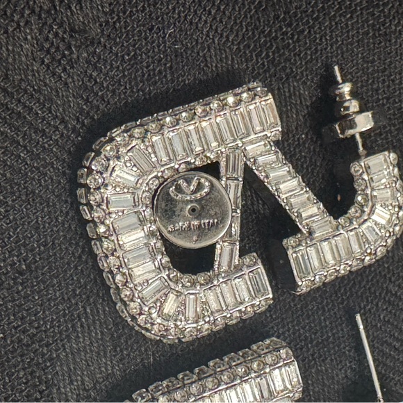 Valentino V Logo Silver Crystal Baguette Earrings - Picture 7 of 7